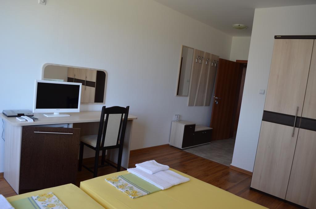 Guest House Georgievi Primorsko Oda fotoğraf